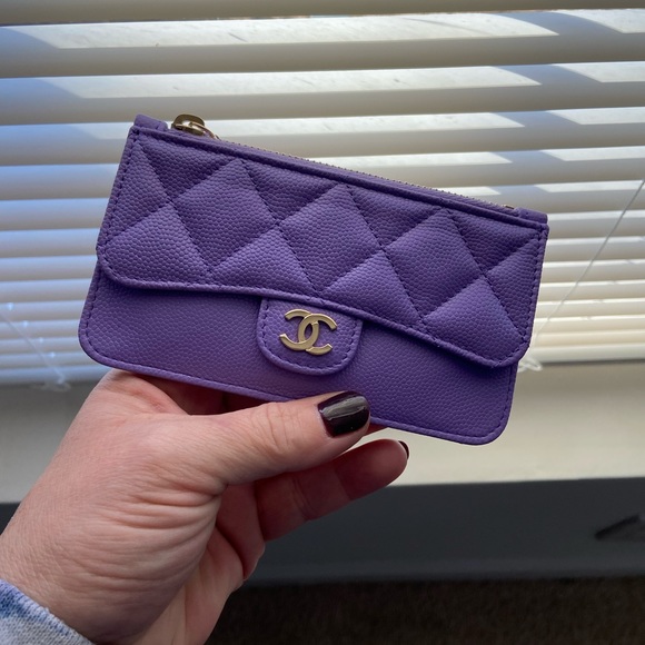 Chanel 20s flap zip card holder - Picture 11 of 11